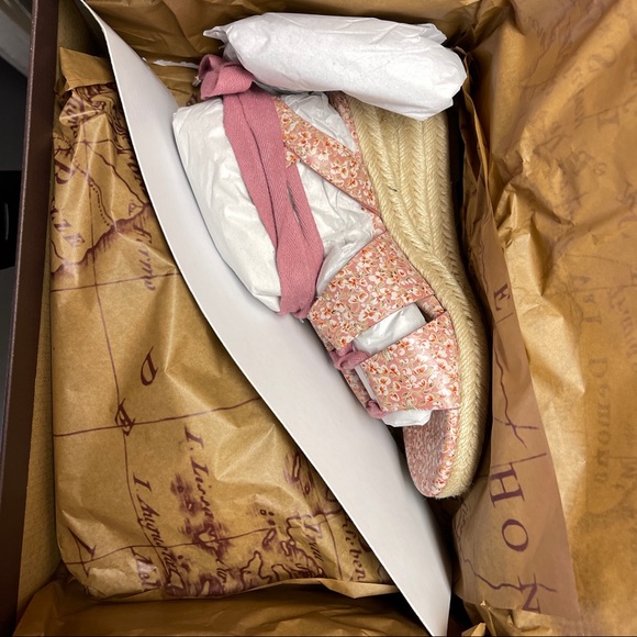 Patricia Nash Riva Wedge Sandals - Blush Bouquet - Picture 2 of 2